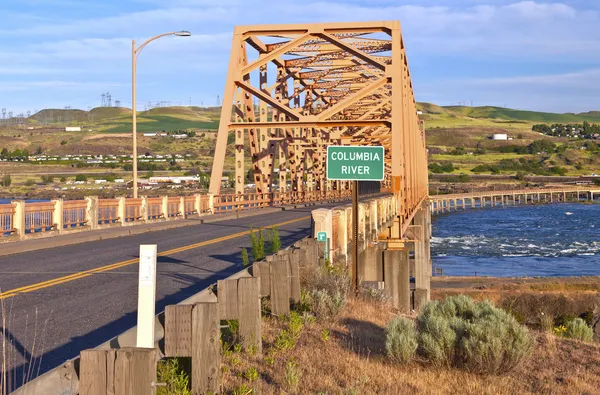 The bridge of the Dalles Oregon. — Stock Photo, Image