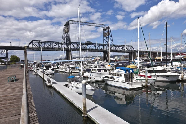 Přístavu tacoma bridge a přístav státu washington. — Stock fotografie