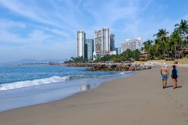Meksika tatili Puerto Vallarta plajları tatil beldeleri ve mimari. 