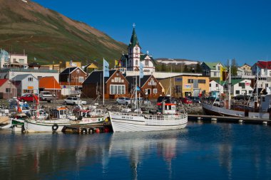 husavik, İzlanda'nın küçük liman