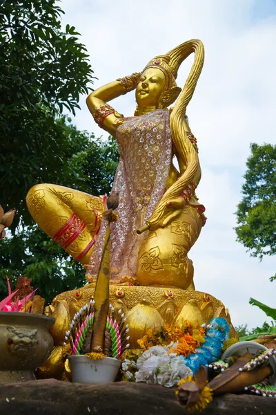 Divinidad budista de la Tierra — Foto de Stock