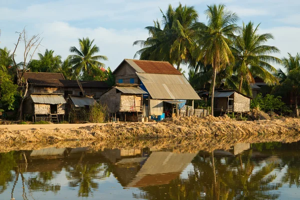 Simple living huts — Stock Photo, Image