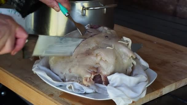 Főzés cappello del prete főtt hús, hagyományos étel északi, Olaszország — Stock videók