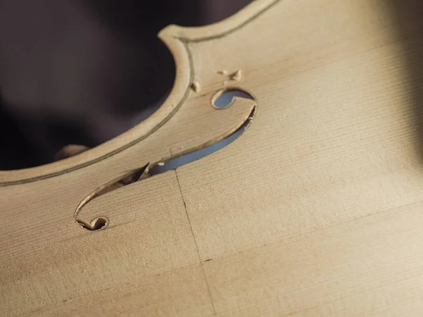 Violinmakare Kapning Och Sågning Gyllene Period Cremonese Fiol Modell Hål — Stockfoto