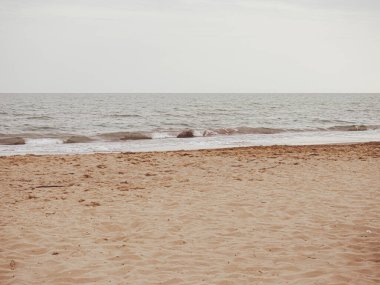 Öğleden sonra İtalya 'nın Venedik sahilinde terk edilmiş bir manzara.