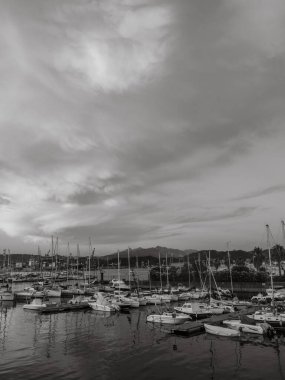 Gün batımında La Spezia 'nın panoramik görüntüsü