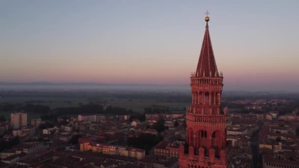 Πλάνα Από Τον Ψηλότερο Πύργο Τούβλων Torrazzo Στην Ευρώπη — Αρχείο Βίντεο
