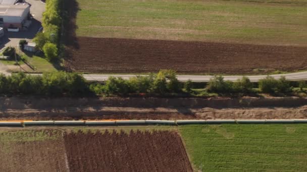 国内の灌漑用水路の建設のドローン映像 — ストック動画
