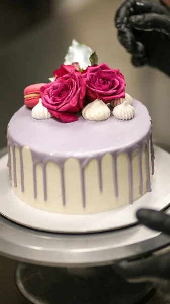 Chef Kok Usign Macaron Bloemen Tekst Teken Voor Een Feest — Stockfoto