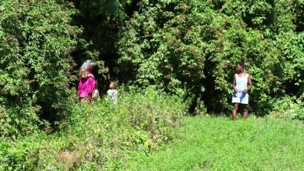 Mulheres Três Geraçãomultirracial Farmily Livre — Vídeo de Stock