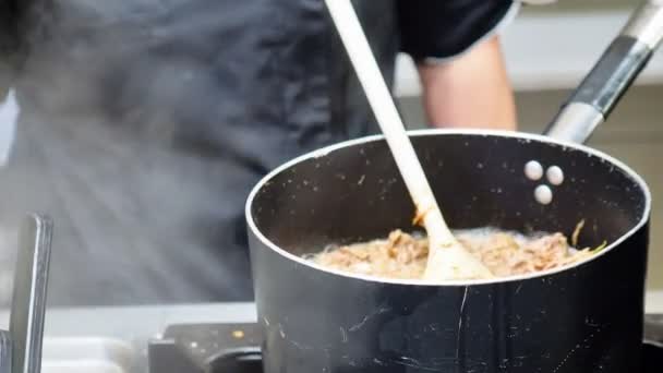 Preparación Salsa Setas Otoño Para Pasta Tagliatelle Comida Italiana — Vídeos de Stock