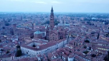 Cremona Lombardy kentsel hava görüntüsü