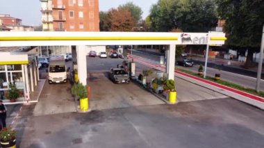 Eni, merkezi Roma 'da bulunan çok uluslu bir İtalyan petrol ve gaz şirketi..