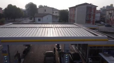 Eni, merkezi Roma 'da bulunan çok uluslu bir İtalyan petrol ve gaz şirketi..