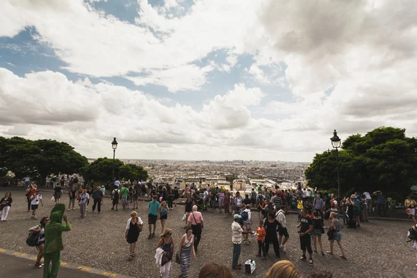 Busy tourist destination in Paris — Stock Photo, Image