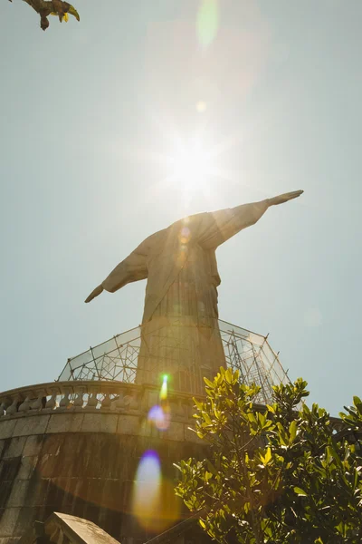 Looking up at Christ the Redeemer statue from behind — Stock Photo, Image