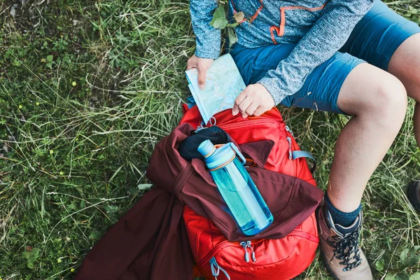 Woman Backpack Having Break Trip Mountains Taking Map Out Sitting — Stock Photo, Image
