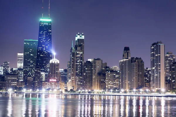 Vista nocturna en Chicago Skyline — Foto de Stock