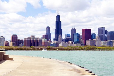 Bisiklet yolu ile downtown chicago