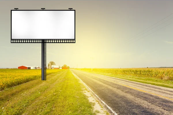 Velké kovové reklamní billboard znamení — Stock fotografie