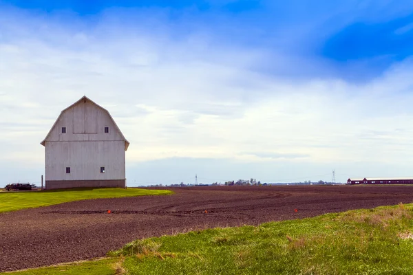 蓝天的美国农场 — 图库照片