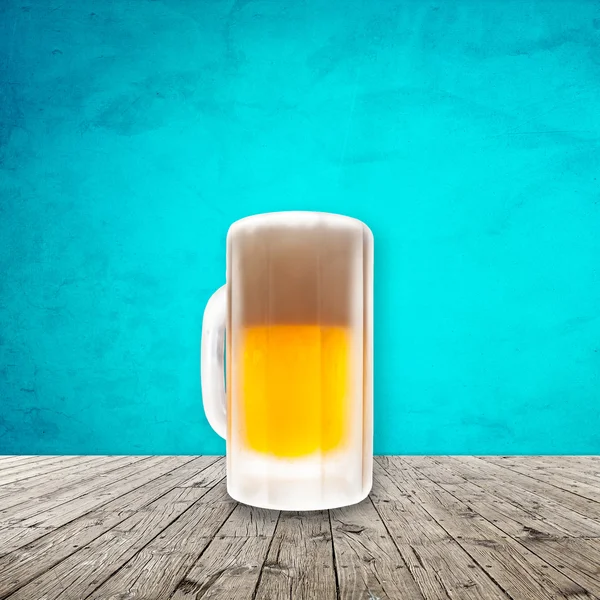 Birra fresca fredda data in pinta refrigerata — Foto Stock