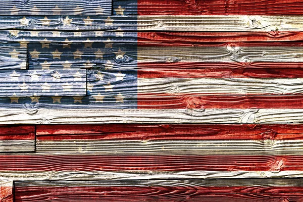 Bandeira americana pintada velha na cerca de madeira escura — Fotografia de Stock