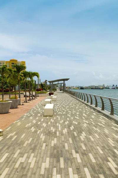 Boulevard en san juan, puerto rico — Foto de Stock