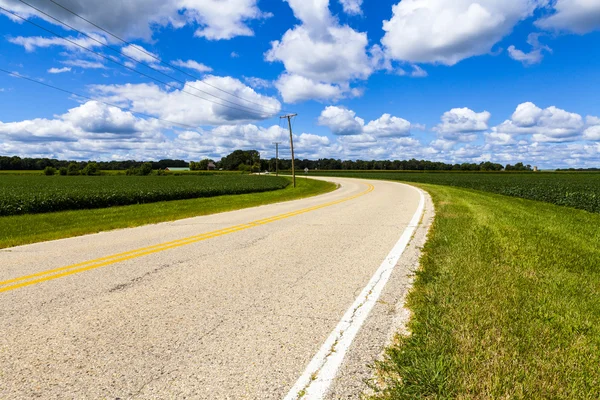 美国乡村道路侧观 — 图库照片