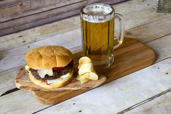 Beer With Hamburger — Stock Photo, Image