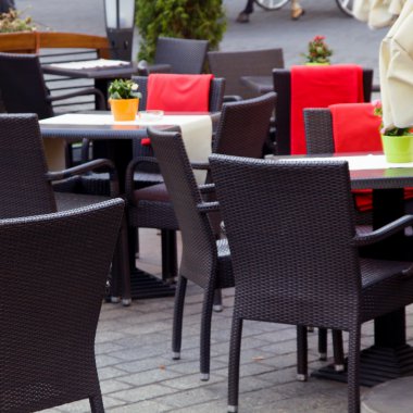 sokak Restoran