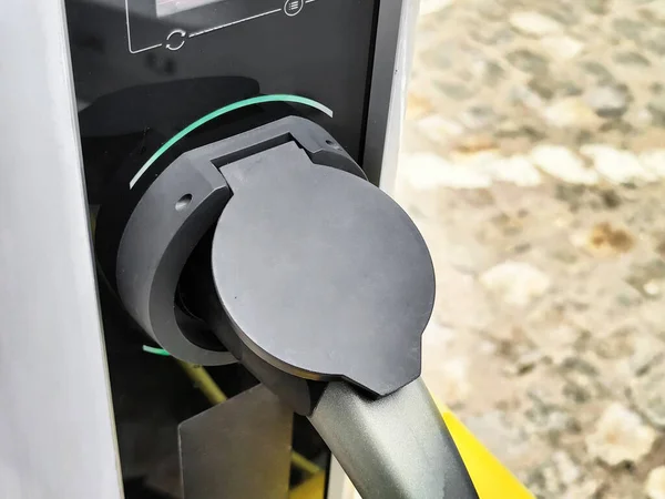 Eco Electric Car Charging Battery Energy Power Station — ストック写真