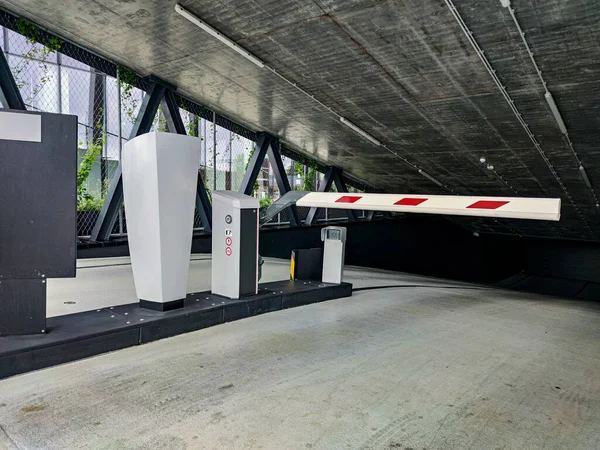 Underground Garage Parking Entrance Boom Barrier — Fotografia de Stock