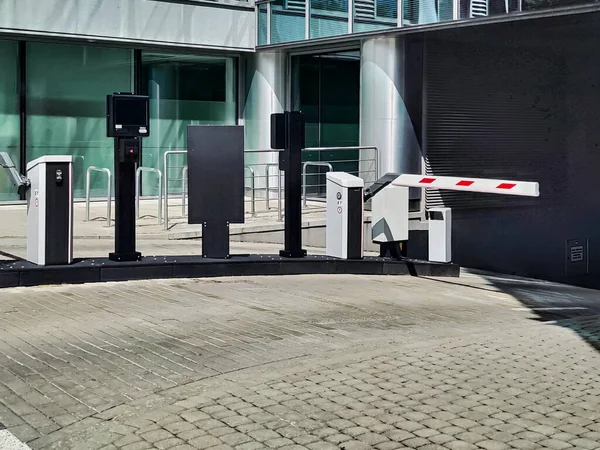 Underground Garage Parking Entrance Boom Barrier — Stock Photo, Image