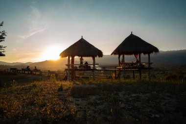 Tayland 'ın kuzeyindeki Pai' de inanılmaz gün batımı