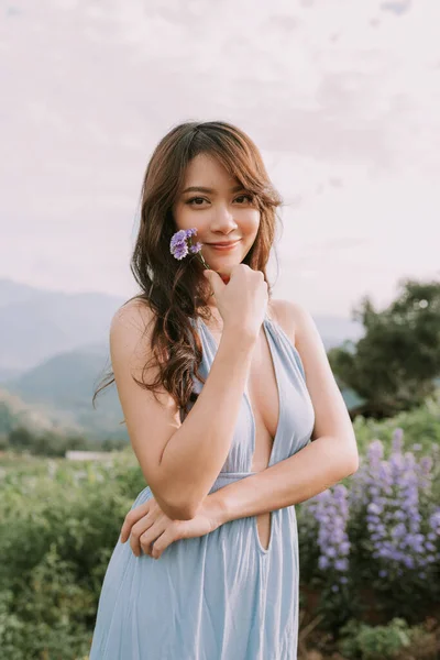 Portrait Asian Happy Young Woman Blue Dress Jooking Purple Blooming — Stok Foto