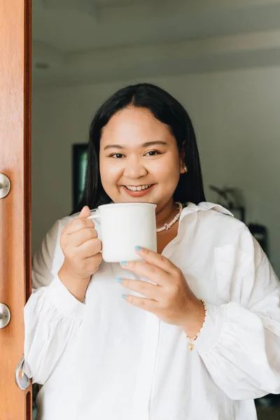Portrait Young Asian Woman Home — Stok Foto