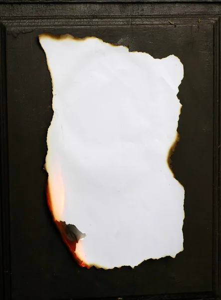 Carta bruciante — Foto Stock