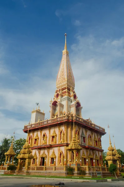 Buddhist stupa — Stock Photo, Image