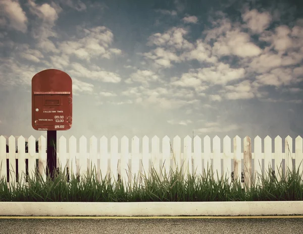 Retro style picture of postbox — Stock Photo, Image