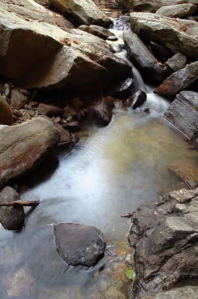 Corriente de agua —  Fotos de Stock