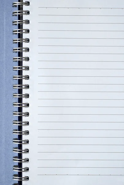 Κενό σημειωματάριο σε λευκό φόντο — Φωτογραφία Αρχείου