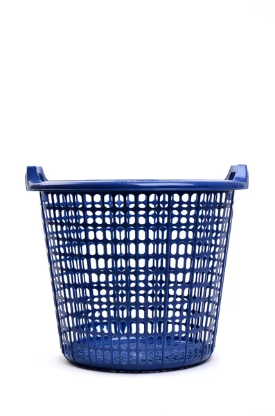 孤立的蓝色塑料篮子 — 图库照片