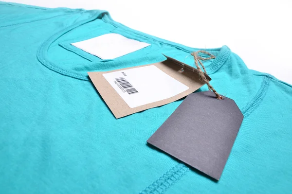 Shirt with price tag — Stock Photo, Image