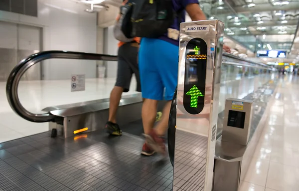 Airport escalator — Stock Photo, Image