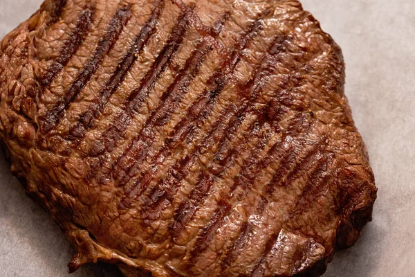 Delicioso filete de carne jugosa cocina a la parrilla. —  Fotos de Stock