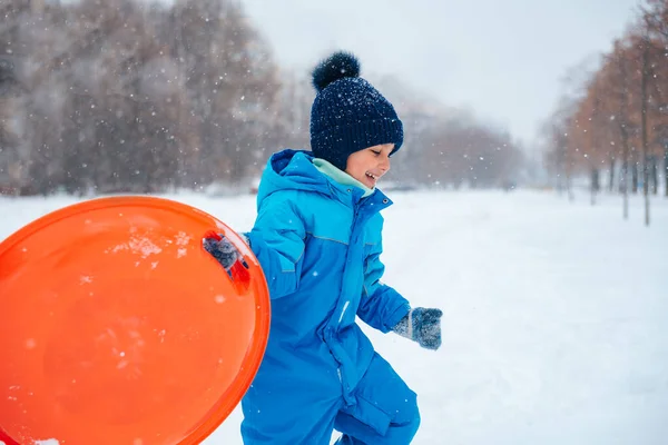 Funny Little Boy Playing Snow Child Shovel Walk Winter Kids — Stock Photo, Image