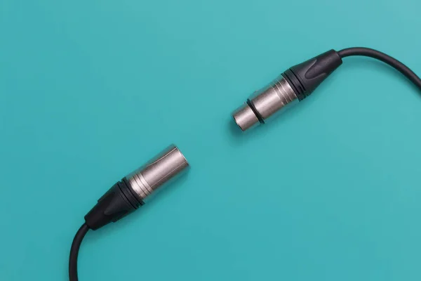 Xlr 케이블 마이크 커넥터입니다 남자와 — 스톡 사진