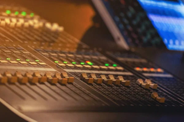 Audio Mixer Equipment Sound Engineering Concert — Stockfoto