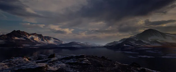 Environment Arctic Mountains Dusk Panoramic Landscape — Stockfoto